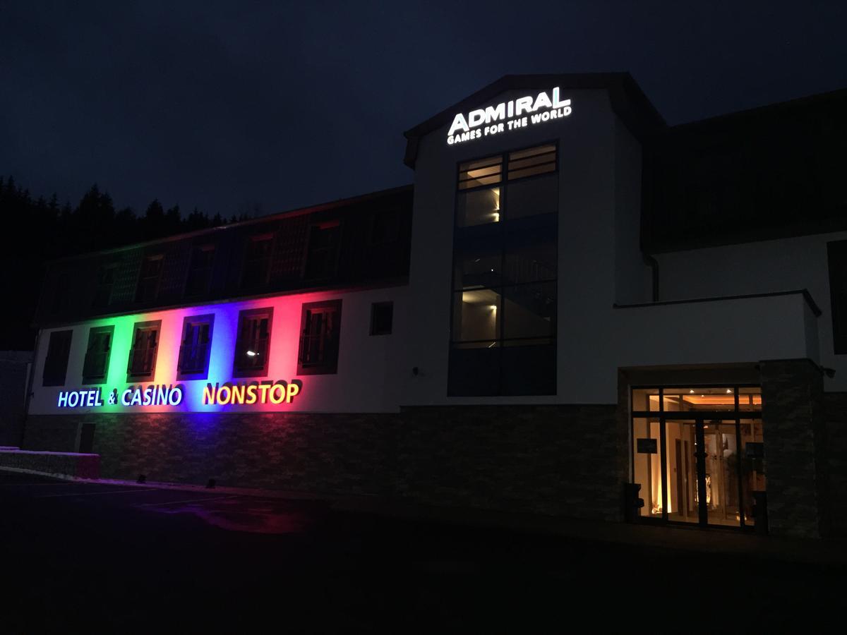 Casino & Hotel Admiral Strazny Buitenkant foto